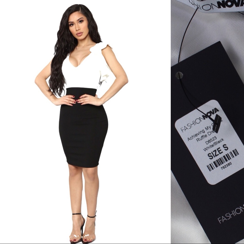 Fashion Nova Achieving My Goals Ruffle Dress Small
